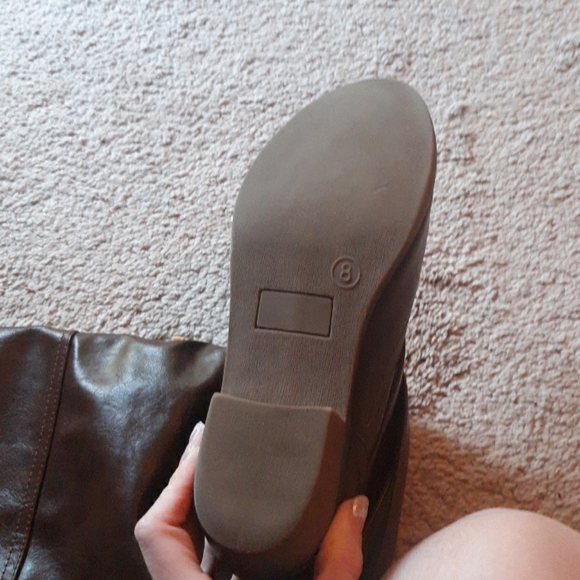 Brown boots 🍁🍂 - Picture 3 of 4